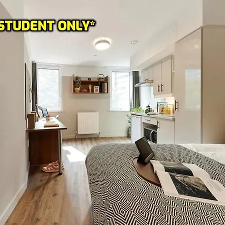 Student Only Zeni London Wembley Studios